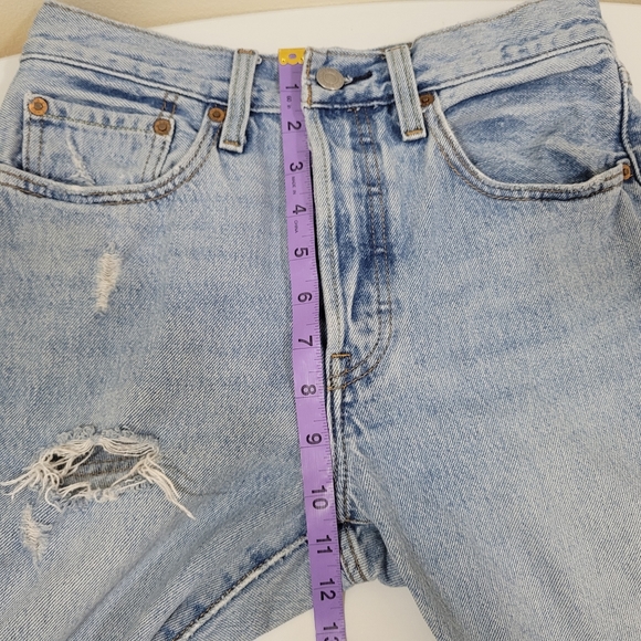 501 S Levis Jeans - Picture 5 of 13